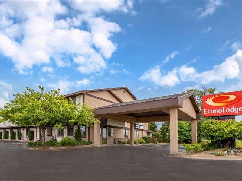 Econo Lodge Traverse City Extérieur photo