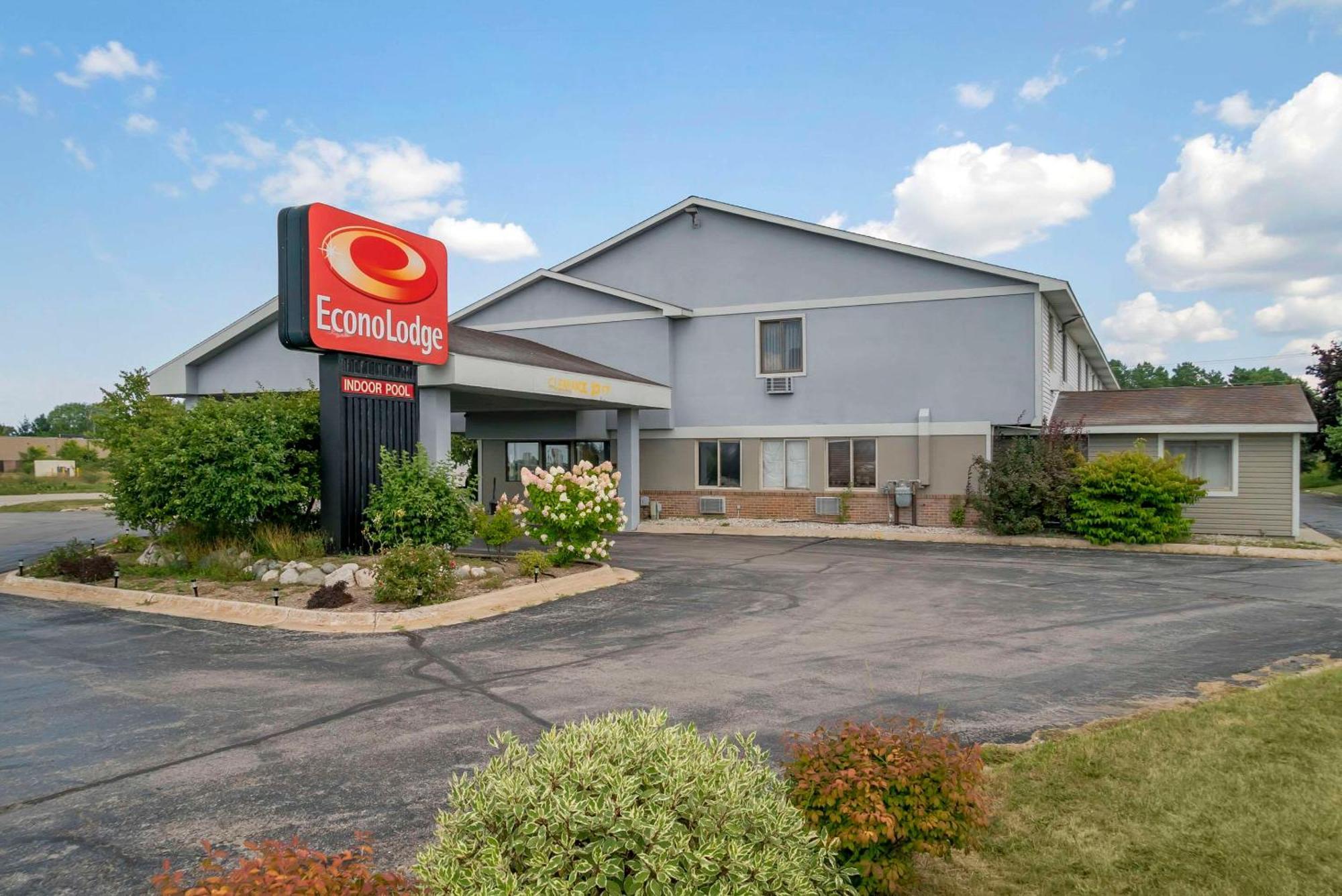 Econo Lodge Traverse City Extérieur photo